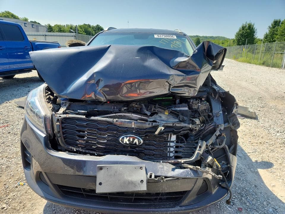 2019 KIA SORENTO LX 5
