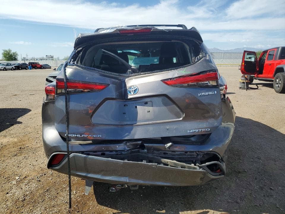 2021 TOYOTA HIGHLANDER HYBRID LIMITED 6