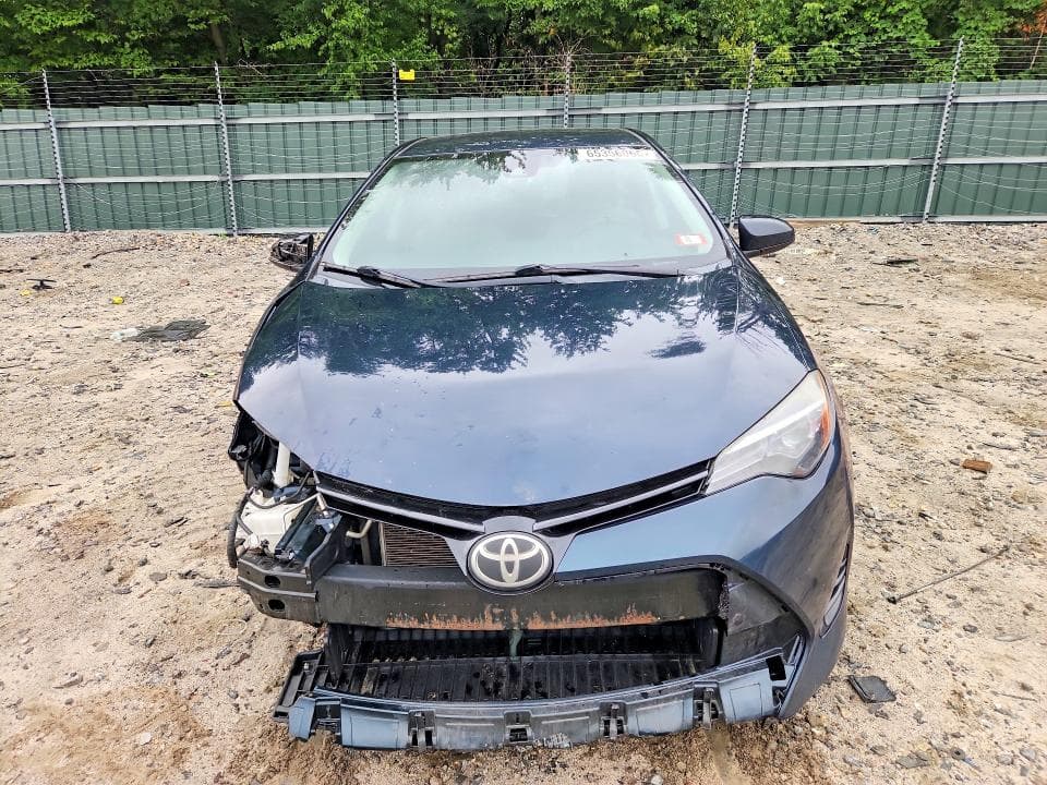 2017 TOYOTA COROLLA LE 5