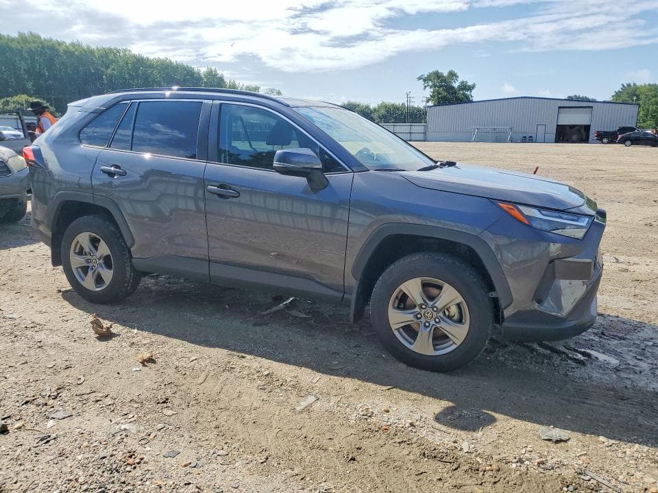 2025 TOYOTA RAV4 XLE 4