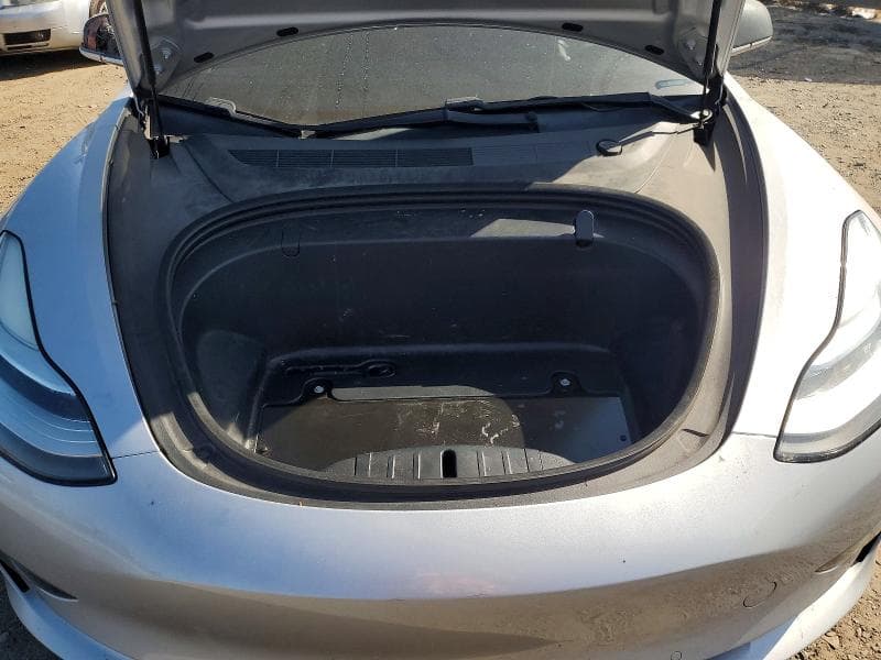2018 TESLA MODEL 3 11