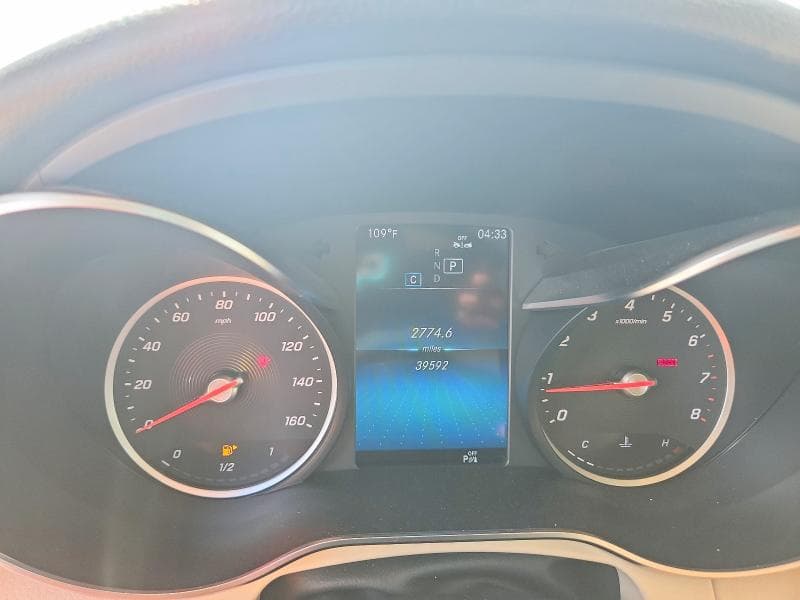 2022 MERCEDES-BENZ GLC 300 9