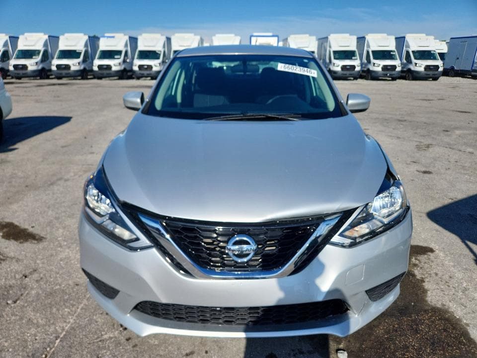 2018 NISSAN SENTRA SV 5