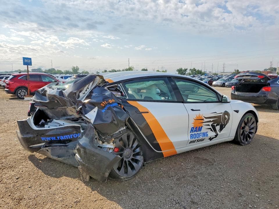 2023 TESLA MODEL 3 3
