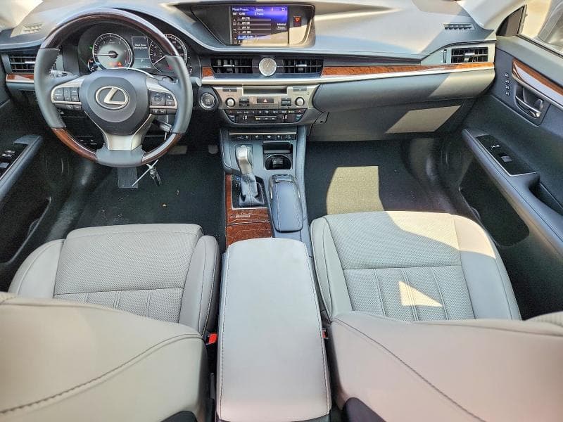 2017 LEXUS ES 350 8