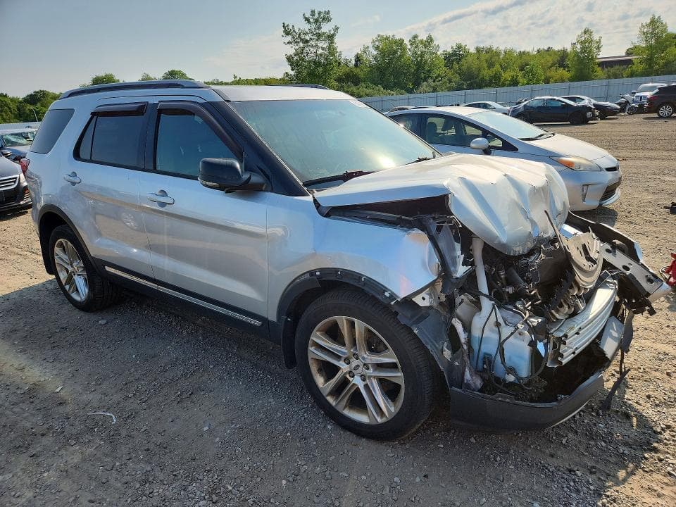 2017 FORD EXPLORER XLT 4