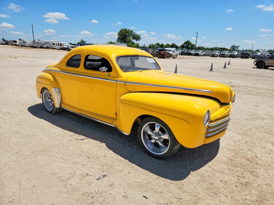 1948 FORD DELUXE 4