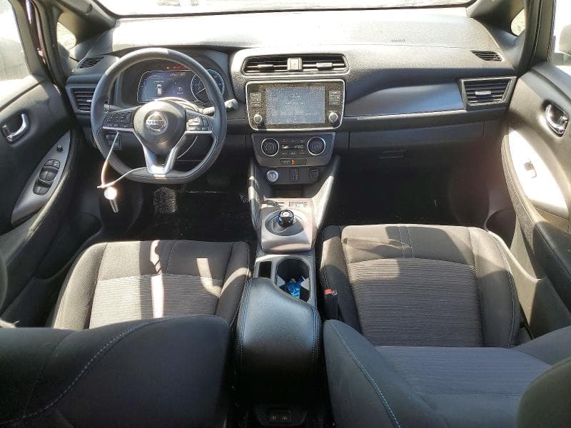 2020 NISSAN LEAF S 8