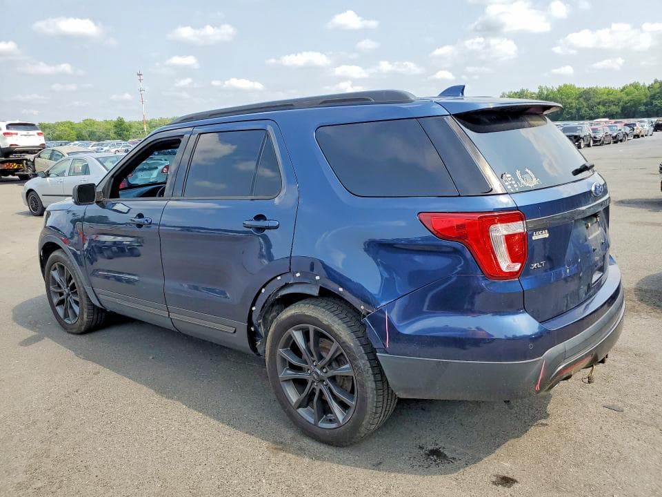 2017 FORD EXPLORER XLT 2