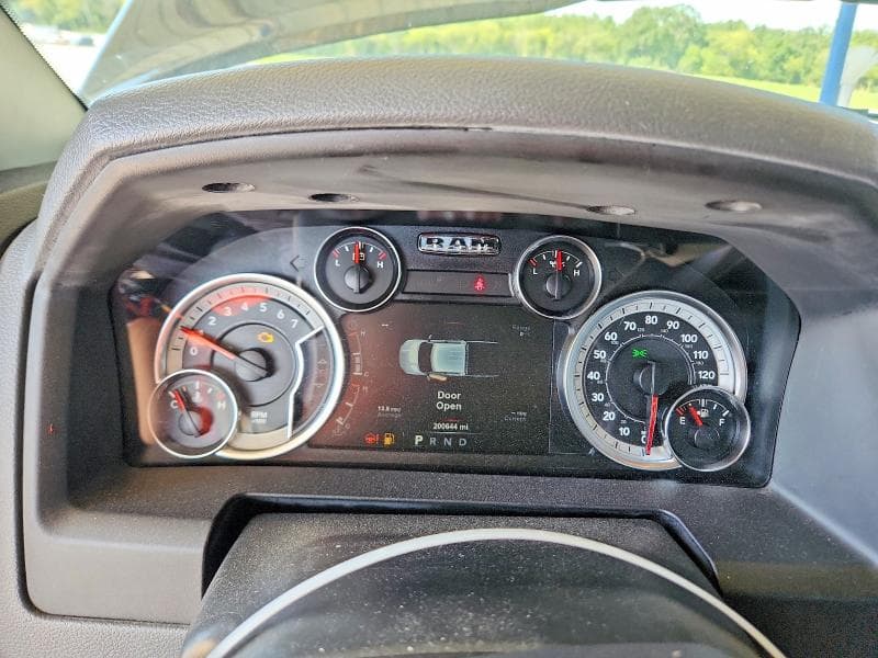 2018 RAM 1500 SLT 9