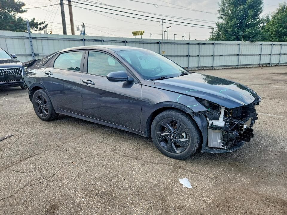 2021 HYUNDAI ELANTRA SEL 4