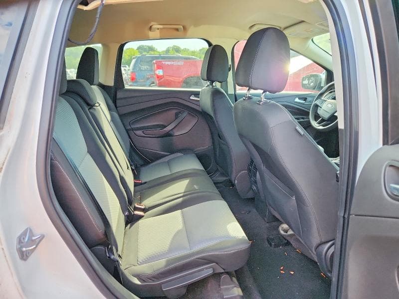 2017 FORD ESCAPE SE 10
