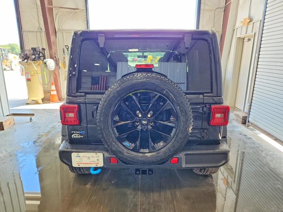 2022 JEEP WRANGLER UNLIMITED SAHARA 4XE 6