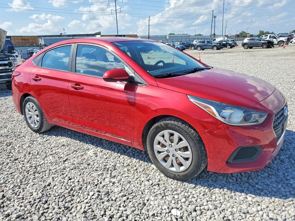 2018 HYUNDAI ACCENT SE 4