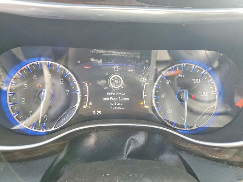 2022 CHRYSLER PACIFICA LIMITED 9