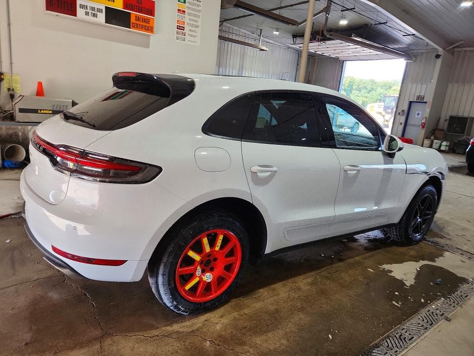 2019 PORSCHE MACAN 3