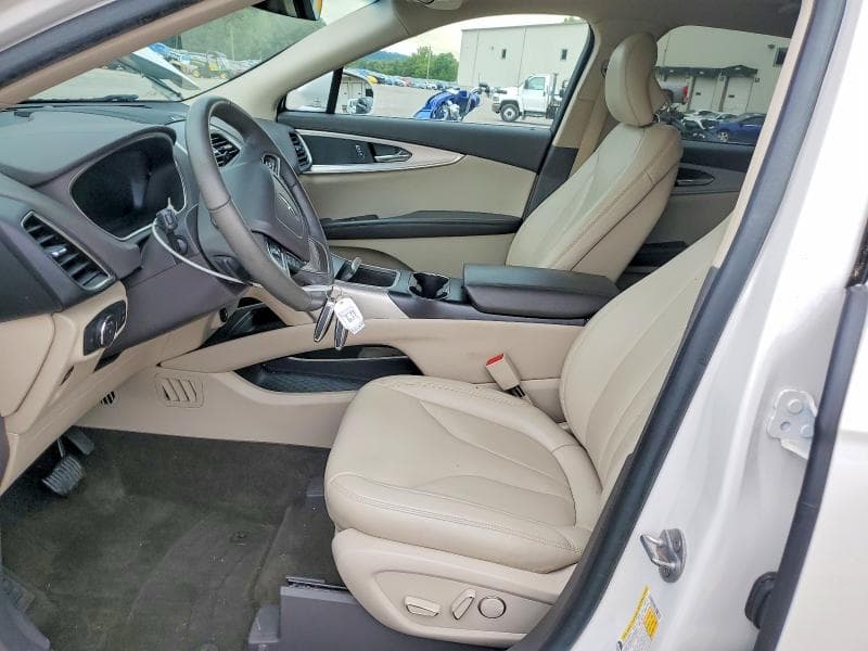2019 LINCOLN NAUTILUS 7