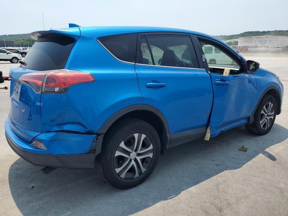 2017 TOYOTA RAV4 LE 3
