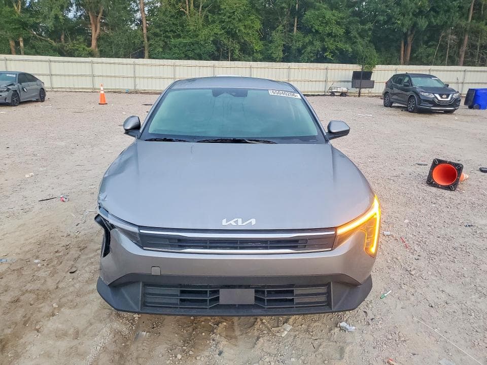2025 KIA K4 LXS 5