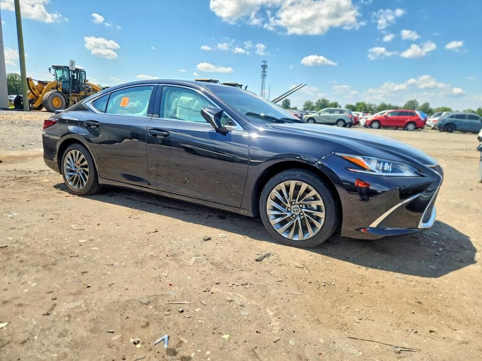 2025 LEXUS ES 300H LUXURY 4