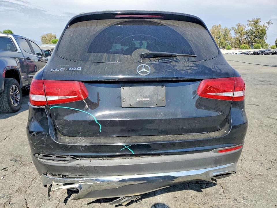 2017 MERCEDES-BENZ GLC 300 6