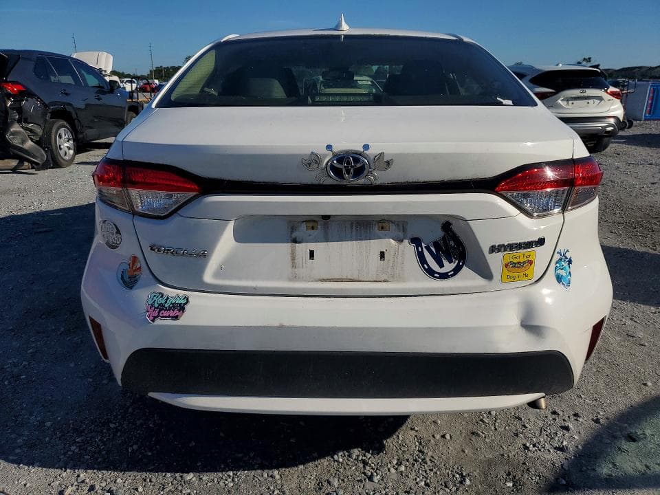 2021 TOYOTA COROLLA LE 6