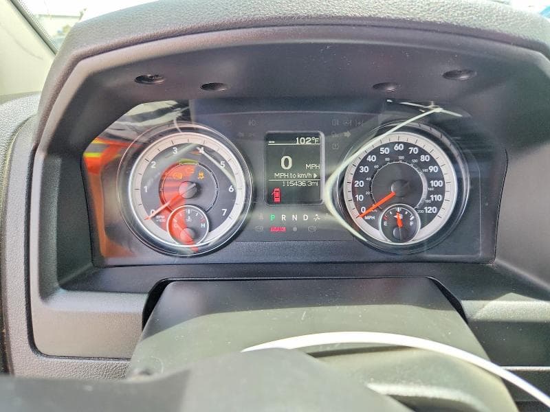 2022 RAM 1500 CLASSIC SLT 9