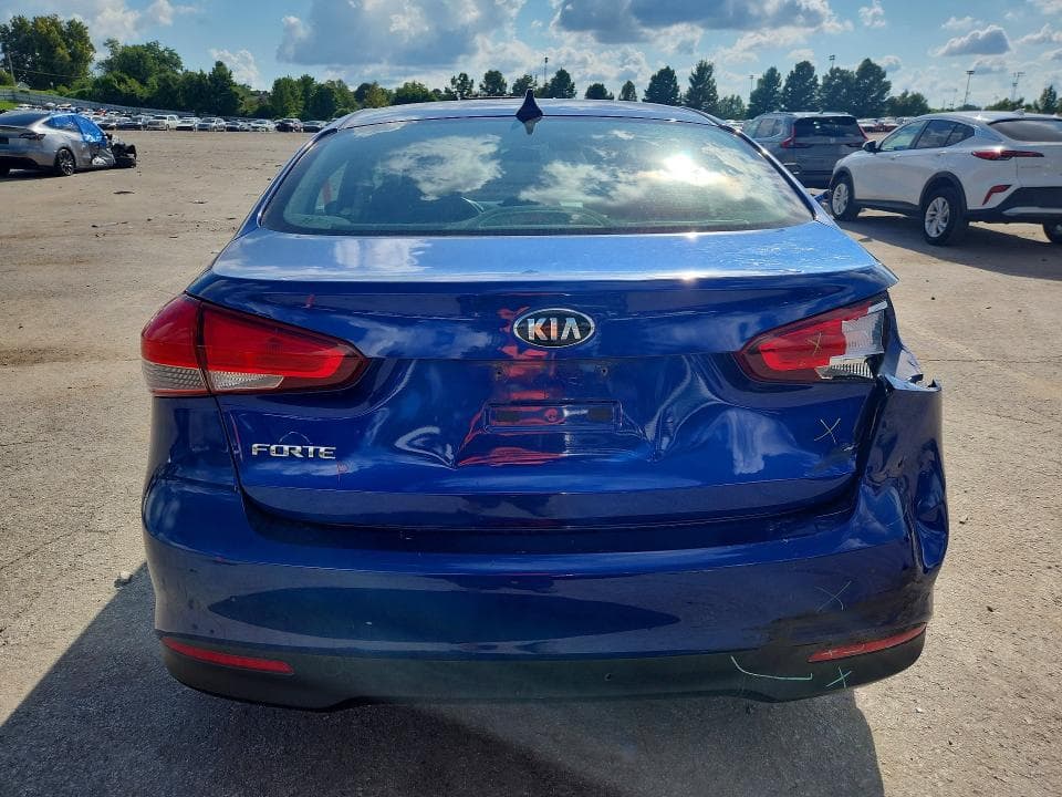 2017 KIA FORTE LX 6