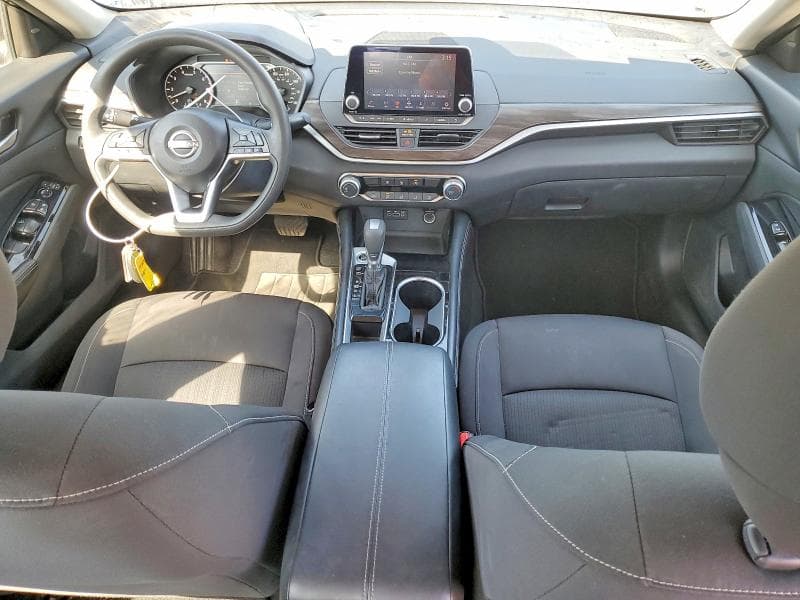 2023 NISSAN ALTIMA SV 8