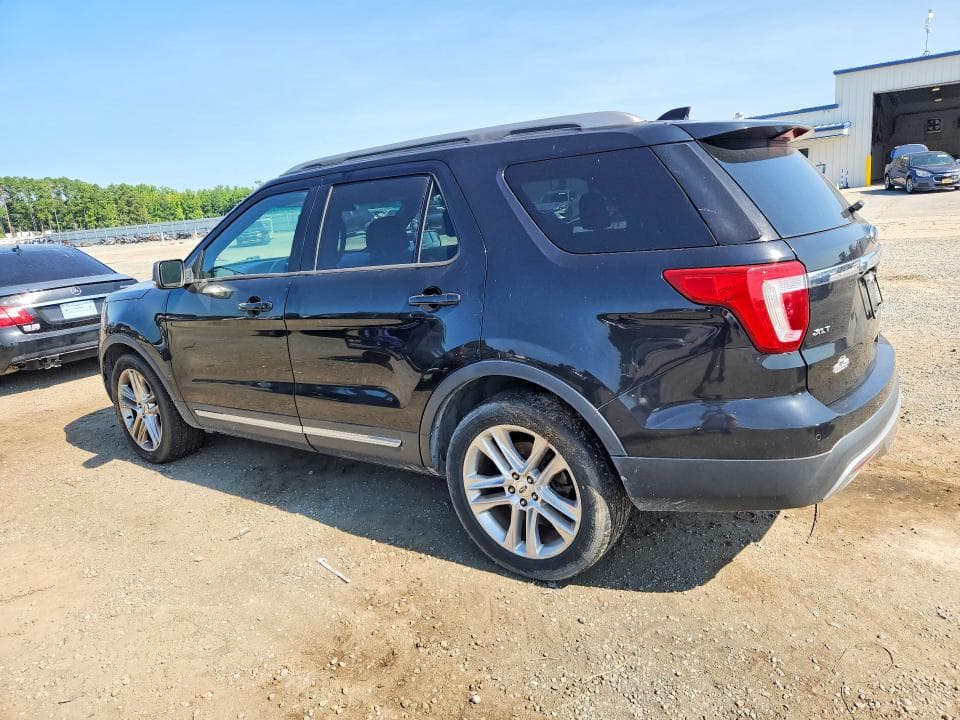 2017 FORD EXPLORER XLT 2