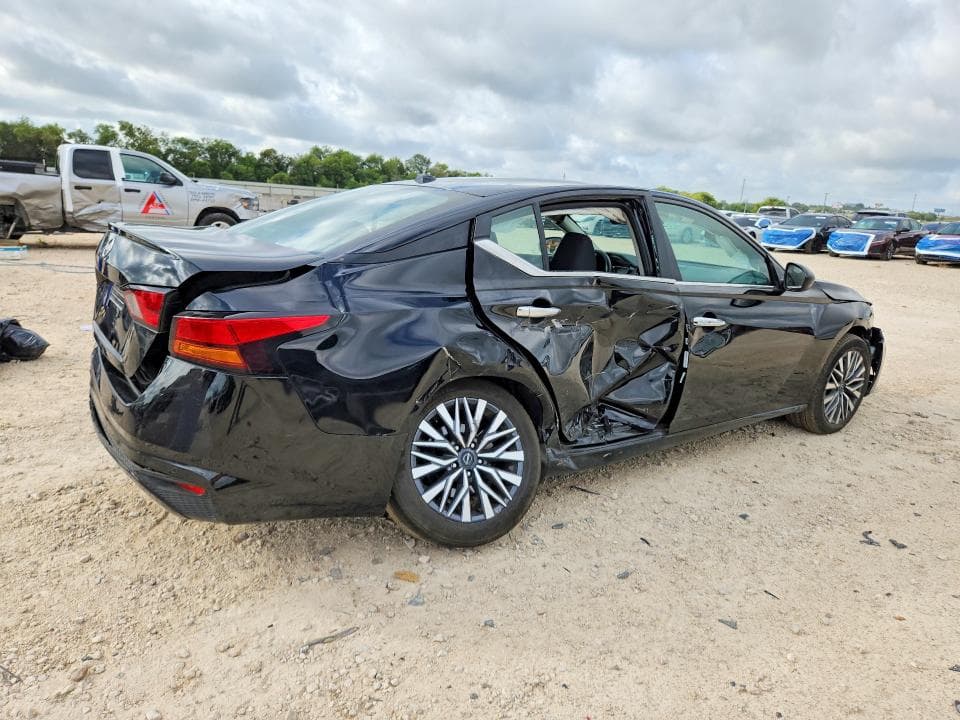 2025 NISSAN ALTIMA SV 3
