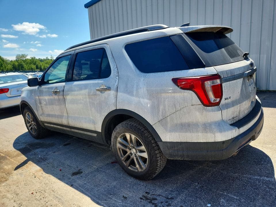 2018 FORD EXPLORER XLT 2