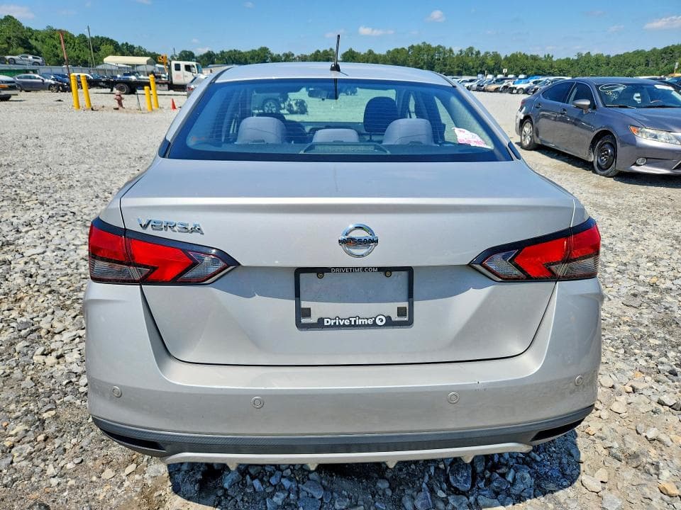 2020 NISSAN VERSA S 6