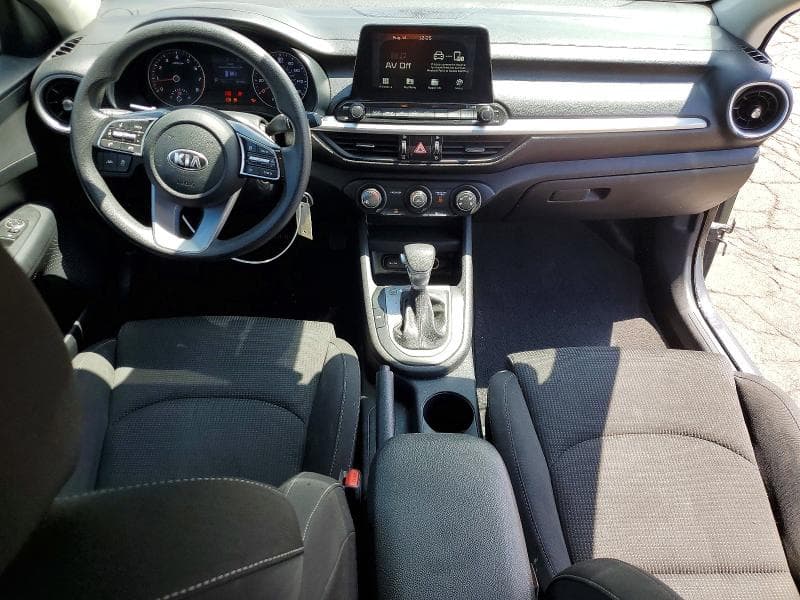 2020 KIA FORTE FE 8