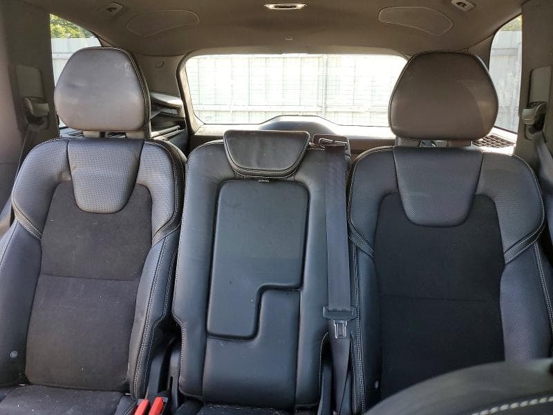2018 VOLVO XC90 T6 10