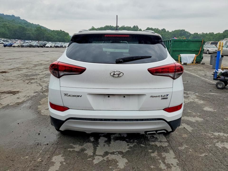 2017 HYUNDAI TUCSON SPORT 6
