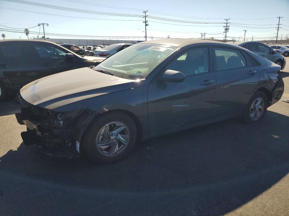 2025 HYUNDAI ELANTRA SE - 1