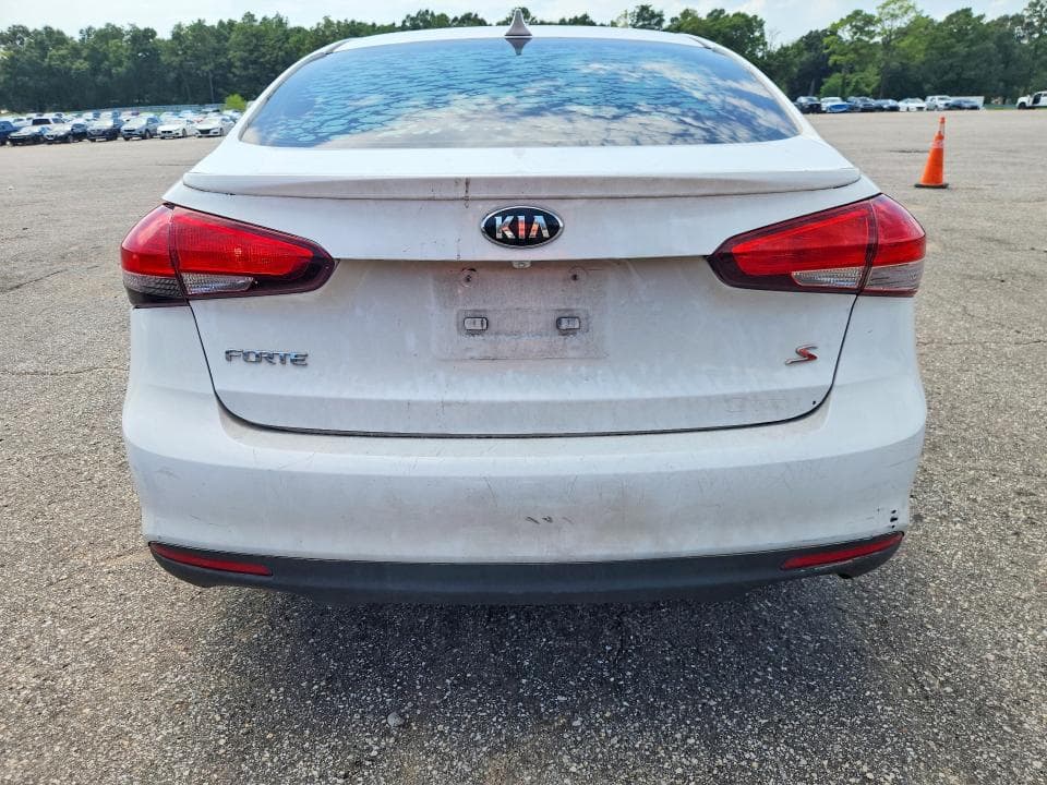 2017 KIA FORTE LX 6