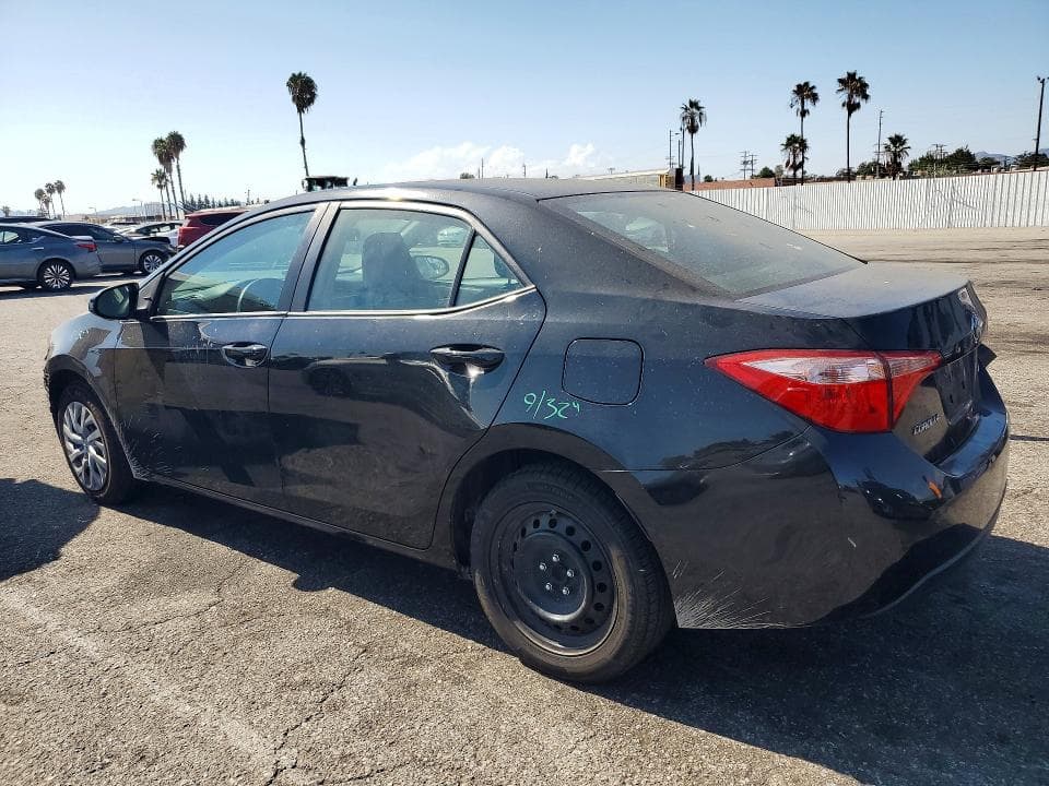 2018 TOYOTA COROLLA LE 2