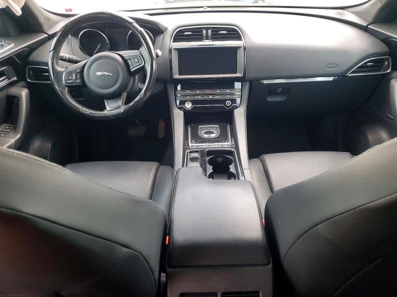 2020 JAGUAR F-PACE PREMIUM 8