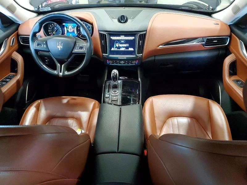 2017 MASERATI LEVANTE S 8