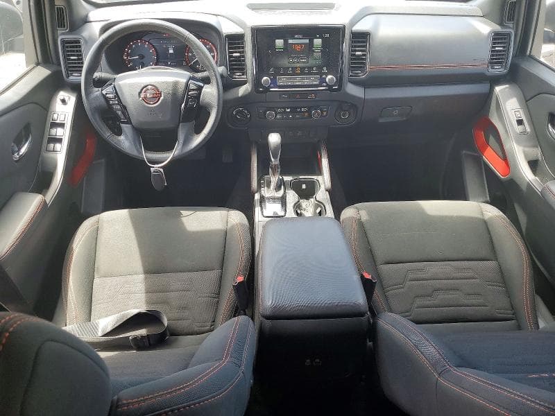 2024 NISSAN FRONTIER PRO-4X 8