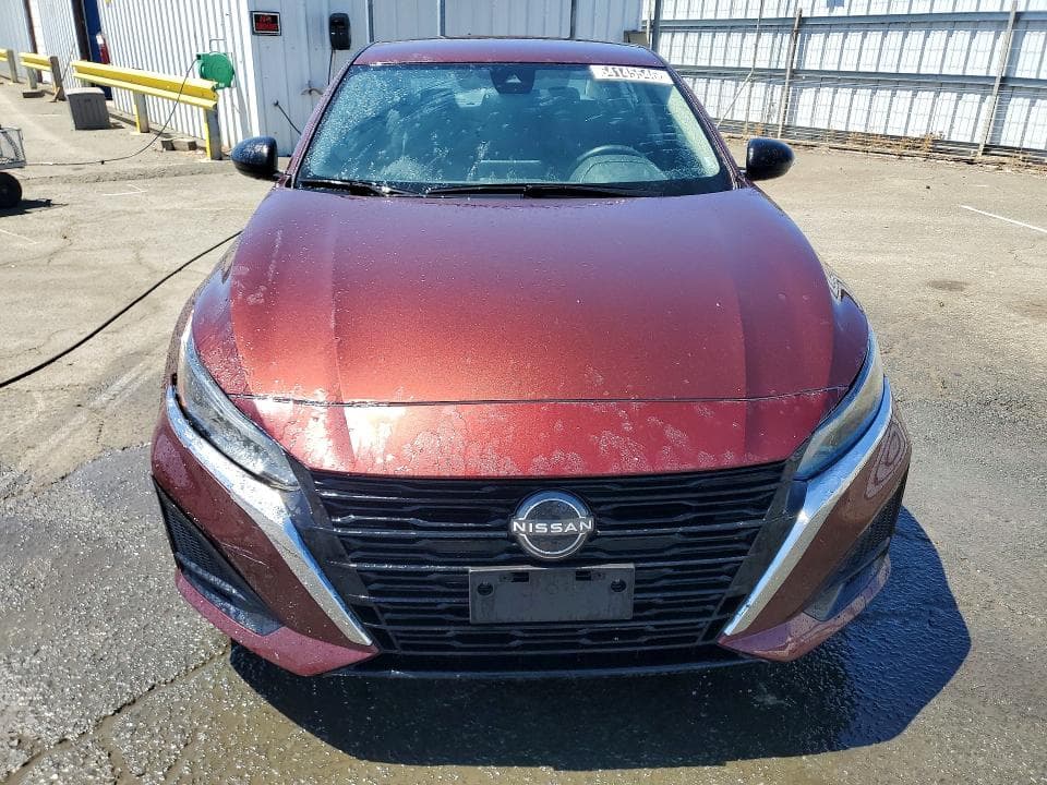 2024 NISSAN ALTIMA SV 5