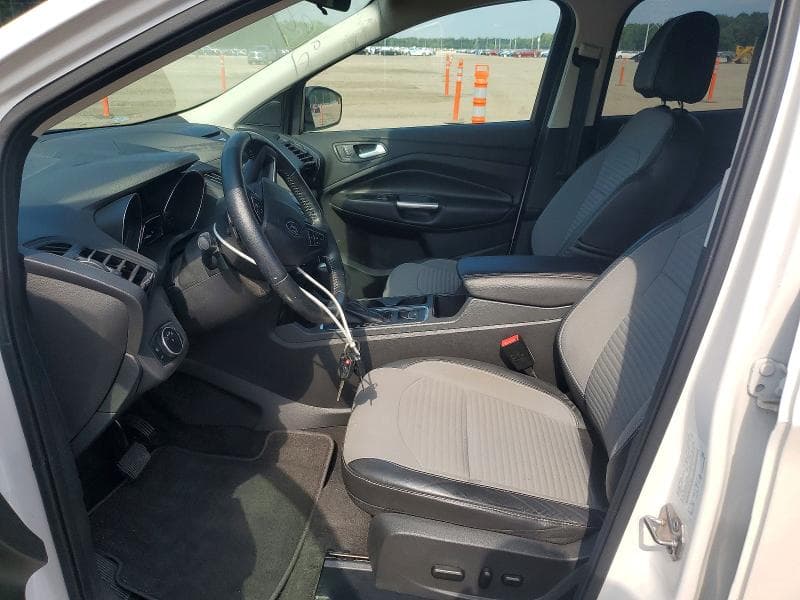 2017 FORD ESCAPE SE 7