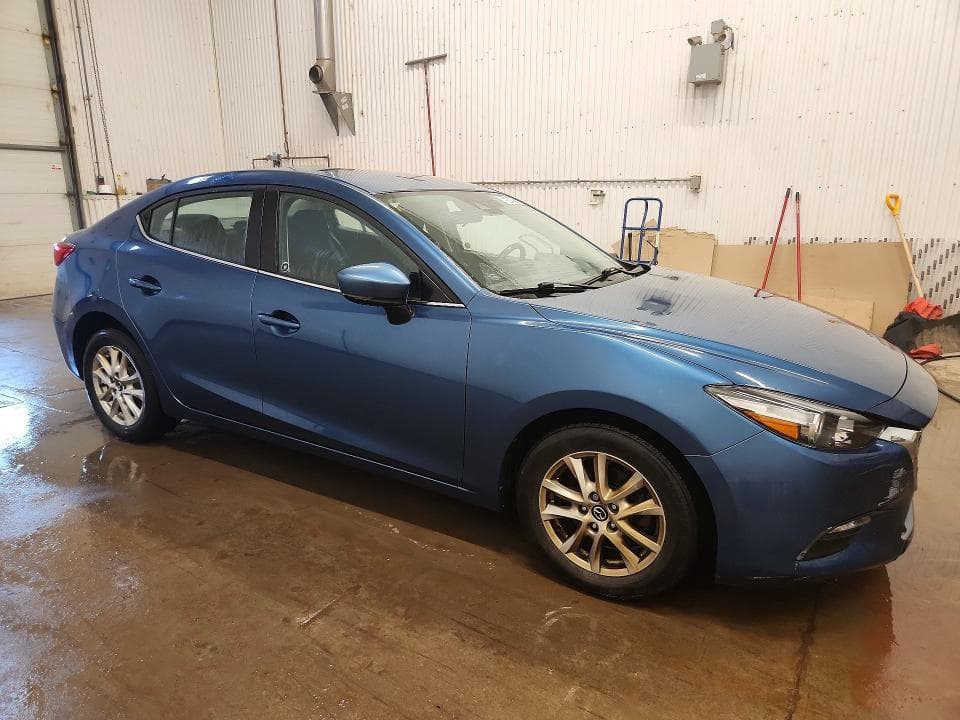 2018 MAZDA 3 GS 4