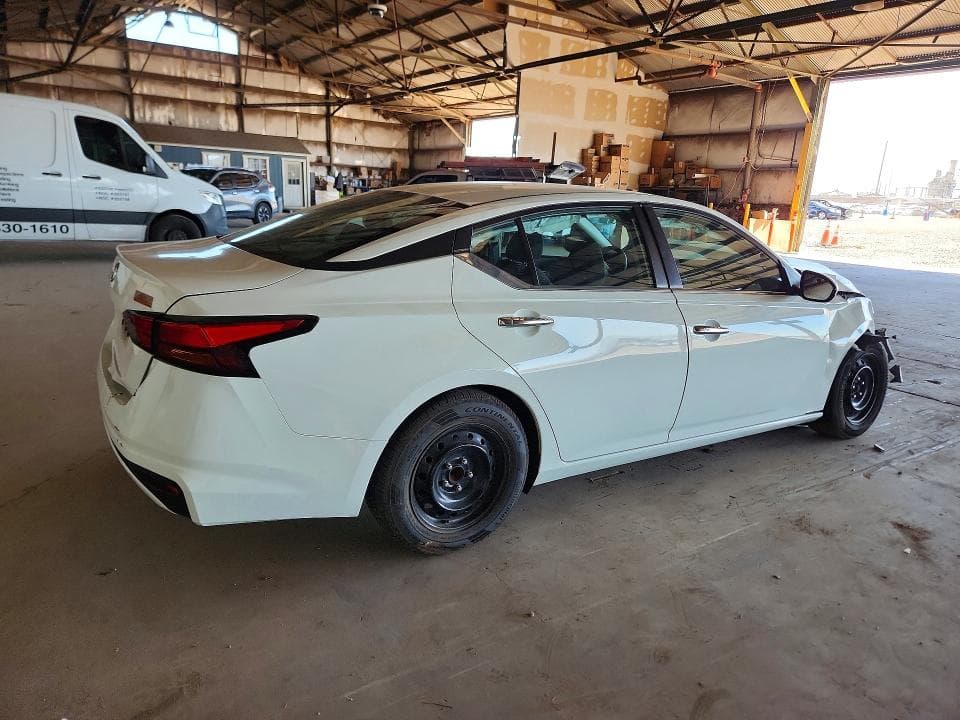 2022 NISSAN ALTIMA S 3