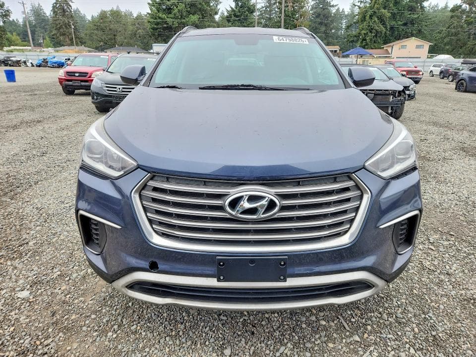 2017 HYUNDAI SANTA FE SE 5