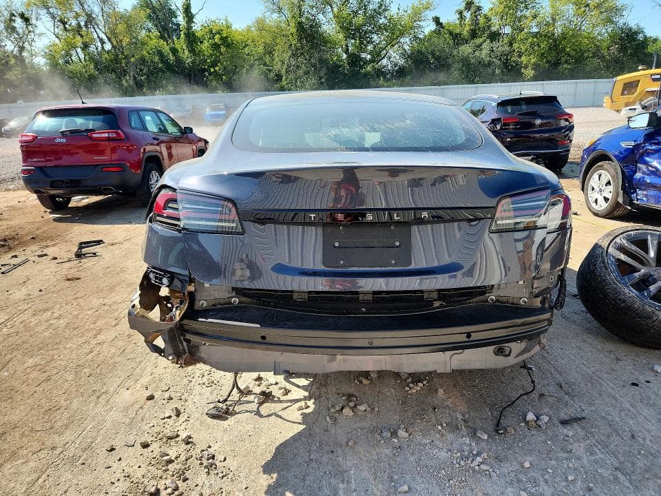 2023 TESLA MODEL S 6