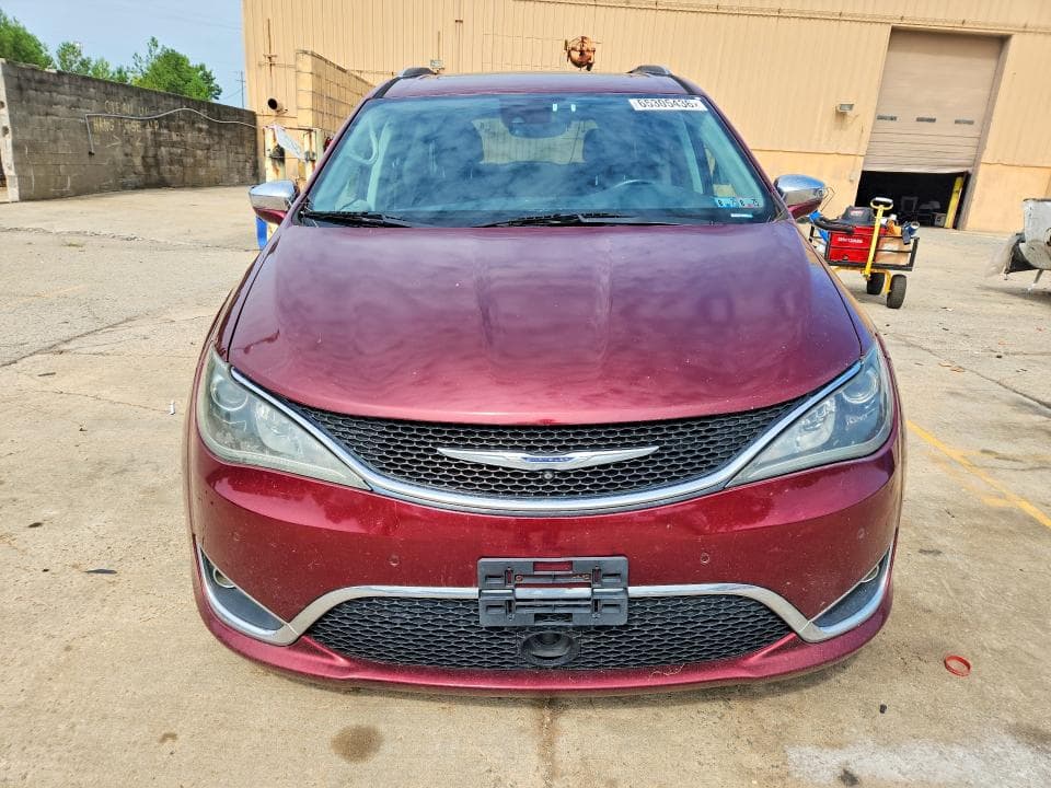 2017 CHRYSLER PACIFICA LIMITED 5