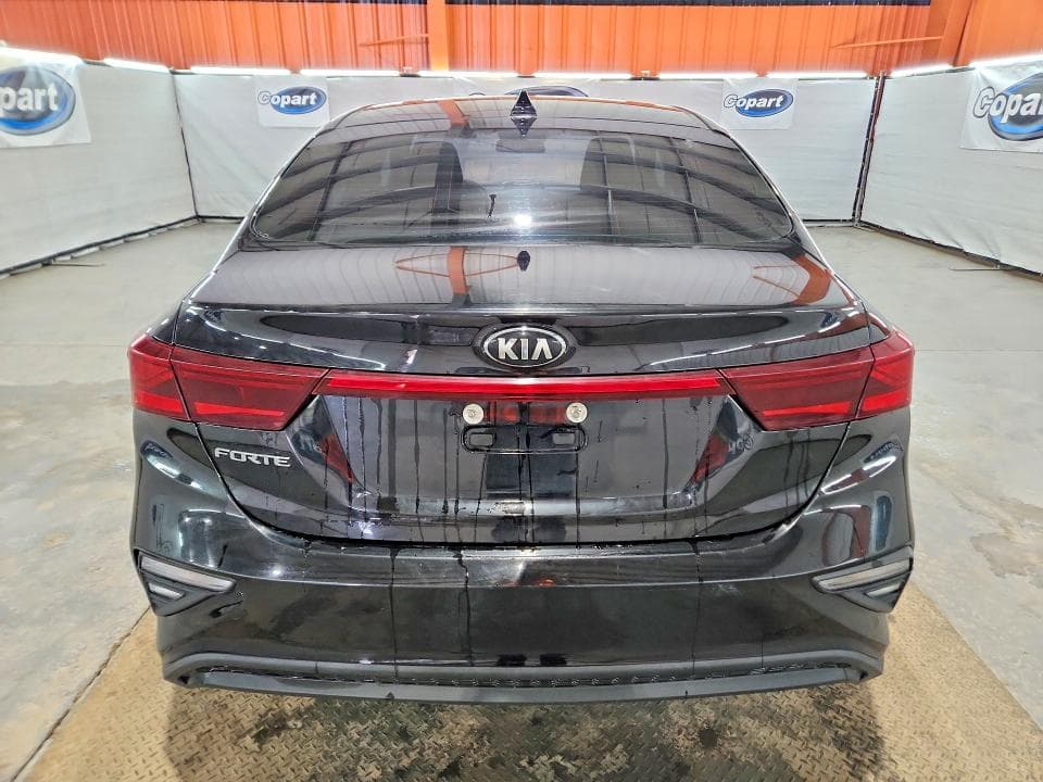 2021 KIA FORTE FE 6